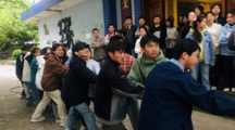 贵州民族大学文学院拔河比赛圆满完成