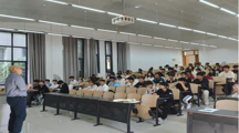 大学语文教学部召开学生座谈会